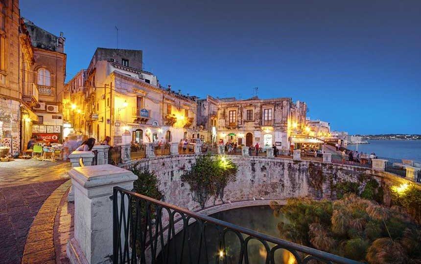 Relax Hotel Syracuse